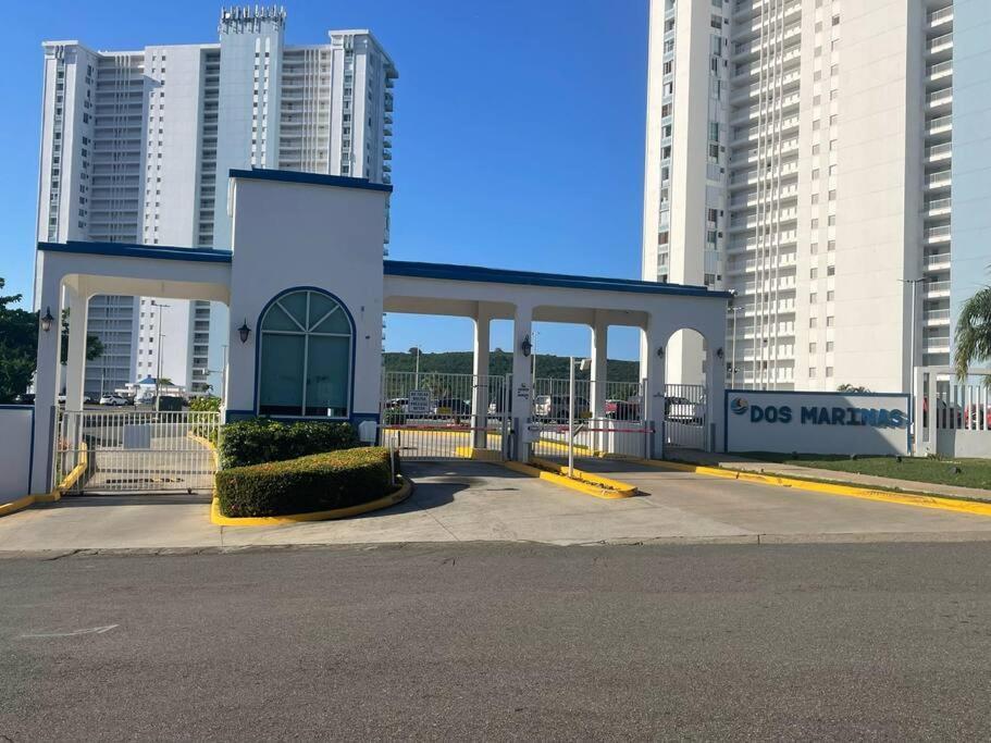 Ocean View 2 Bed 1 Bath 2 Parkings & Pool @ Dos Marinas Fajardo Apartment Luaran gambar