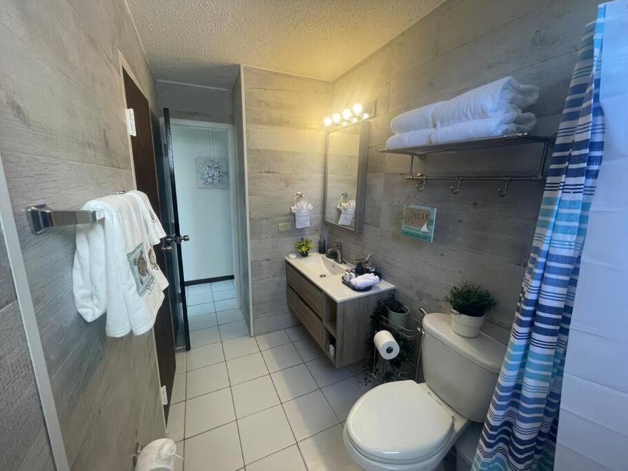 Ocean View 2 Bed 1 Bath 2 Parkings & Pool @ Dos Marinas Fajardo Apartment Luaran gambar